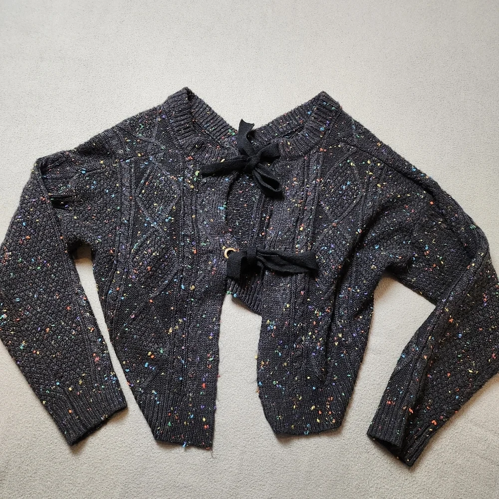 John + Jenn L Speckled Tie Back Sweater - Picture 1 of 13